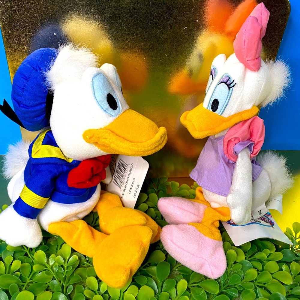 DISNEY STORE EXCLUSIVE NWT VTG 90s DONALD DUCK & DAISY DUCK CUTE BEAN BAG PLUSH